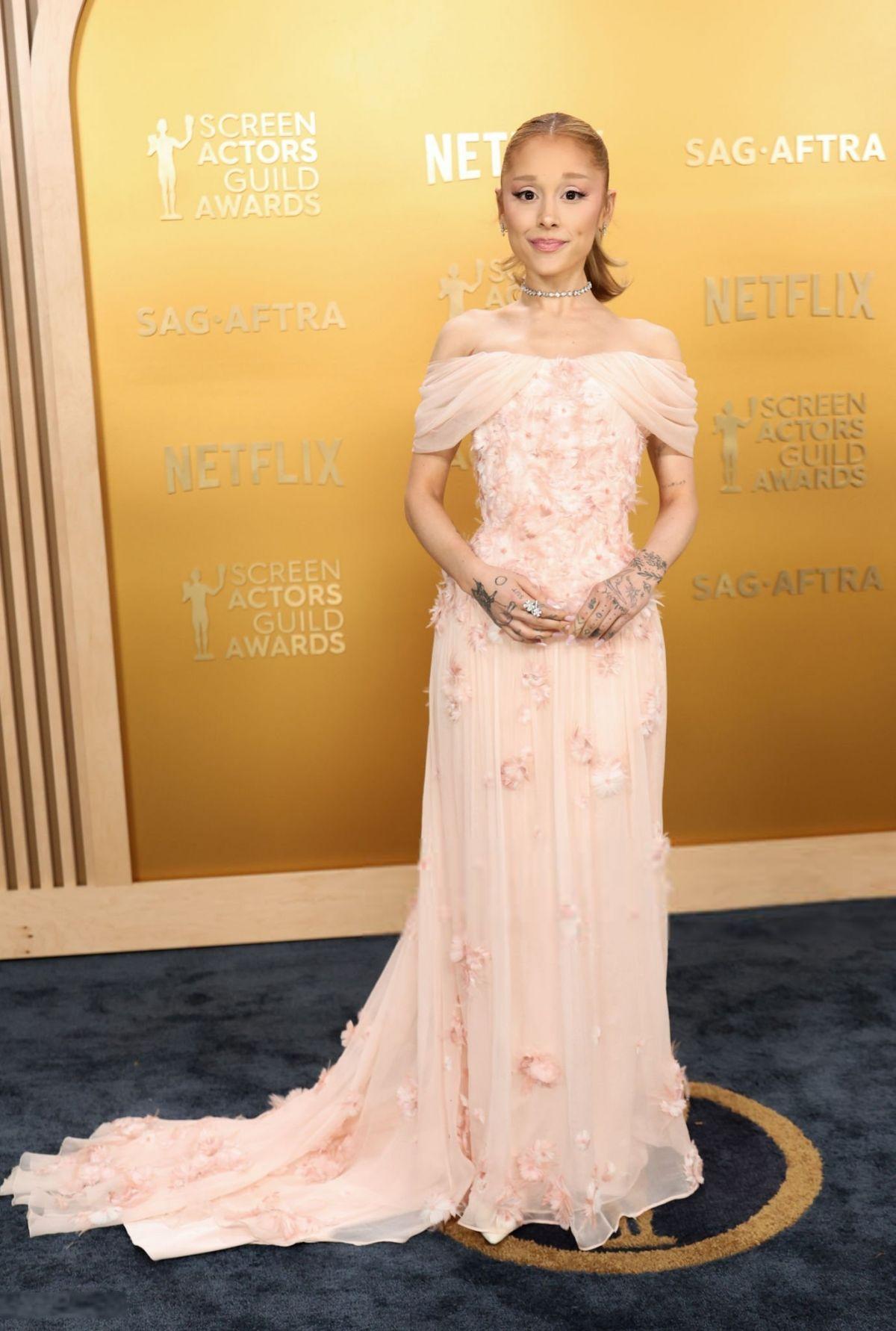 Ariana Grande at SAG Awards in Los Angeles, Feb 2025