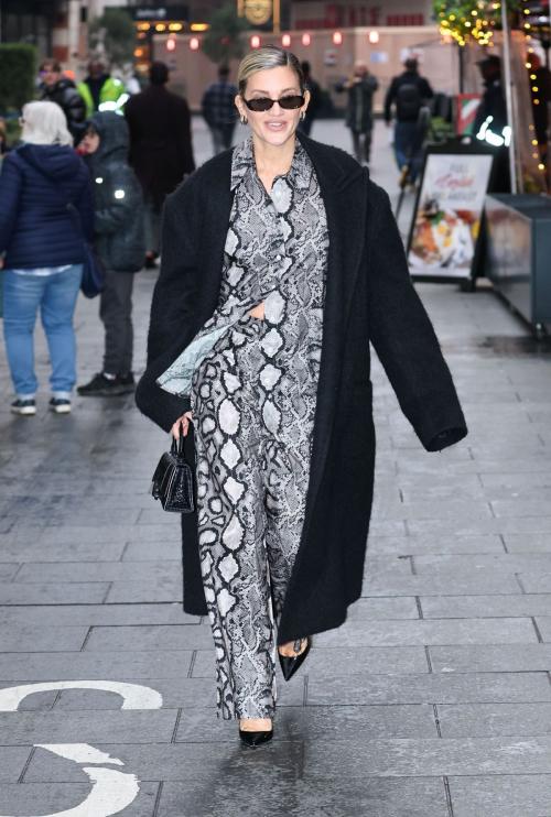 Ashley Roberts Leaves Heart Radio Studios, February 2025 5
