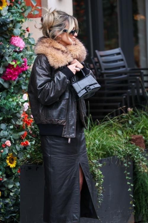 Ashley Roberts Leaves Her Radio Show, February 2025 2