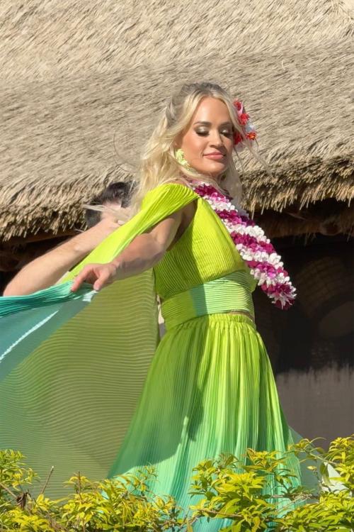 Carrie Underwood Filming as Idol Judge in Hawaii, February 2025 5