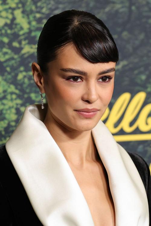 Courtney Eaton at Yellowjackets Season 3 Premiere Los Angeles, Feb 2025 5