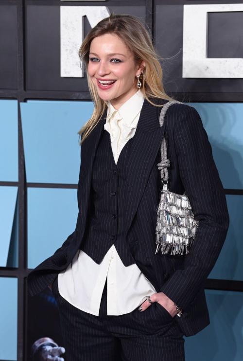 Dylan at Mickey 17 Premiere London, February 2025 6