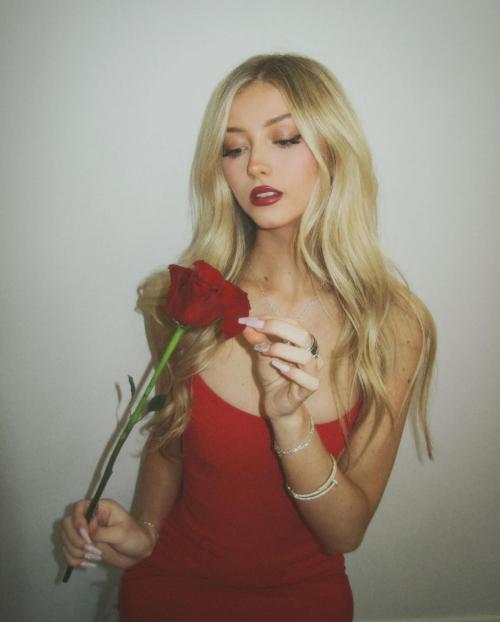 Emily Dobson Instagram Photos, February 2025 3