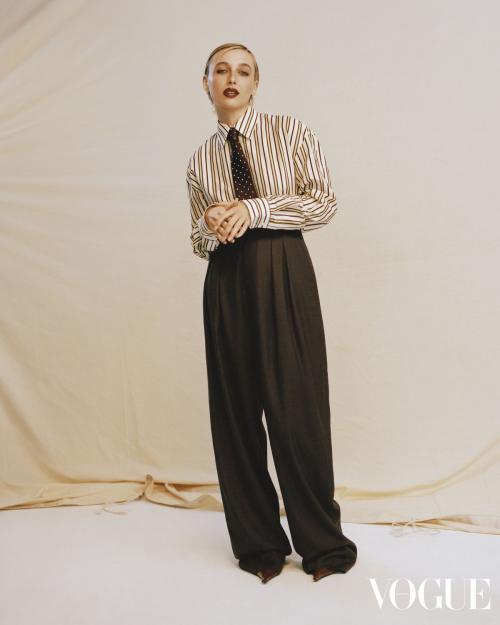 Emma Chamberlain for Vogue Hong Kong, February 2025 7