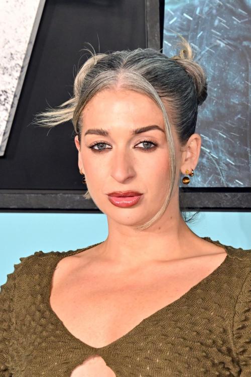 Harriet Rose at Mickey 17 Premiere London, February 2025 4
