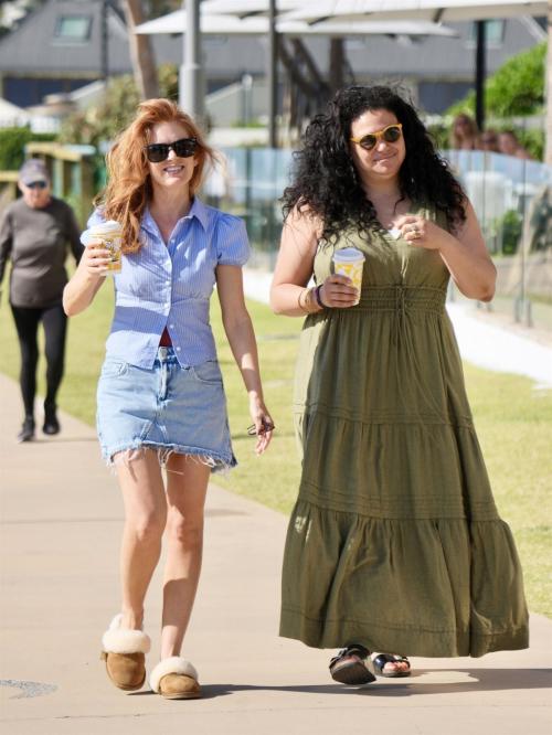 Isla Fisher and Michelle Buteau Out for Coffee Gold Coast, February 2025 5