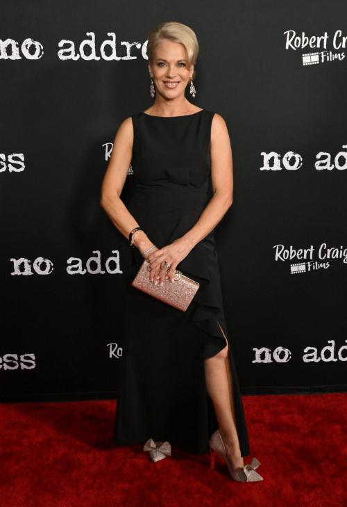 Jennifer Stolo at No Address Premiere, February 2025 5