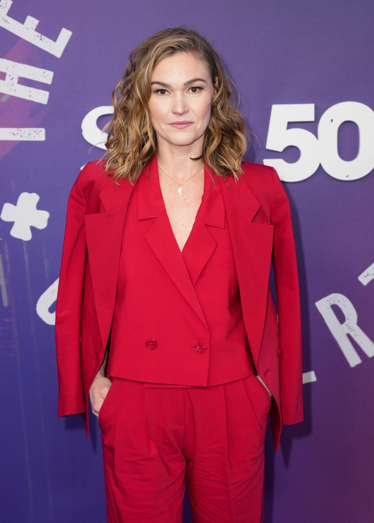 Julia Stiles at SNL50 Homecoming Concert New York, February 2025