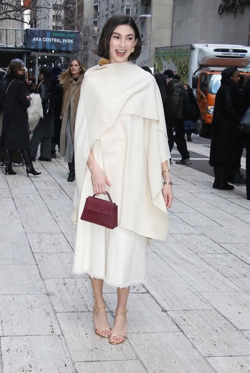 Kate Bartlett Arrives at Carolina Herrera Fashion Show, Feb 2025 6