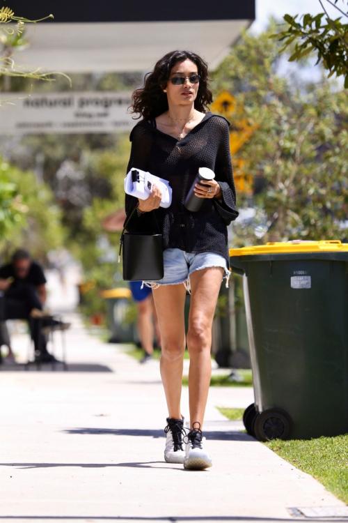 Kelly Gale Reads Beast in Me Script in Sydney, February 2025 2