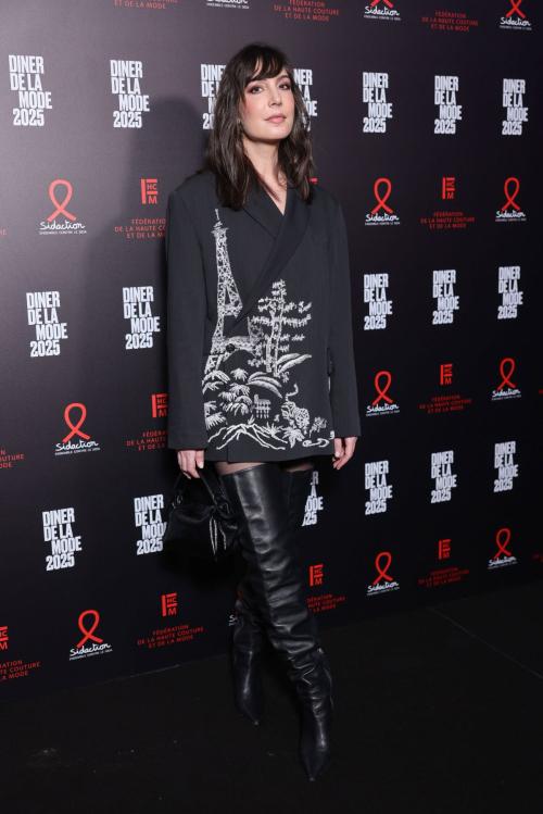 Nora Hamzawi at 22nd Fashion Dinner to Support Sidaction, January 2025 1