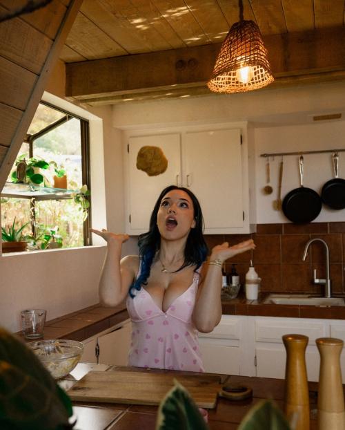 Sofia Gomez in Stunning New Photoshoot, Feb 2025 1