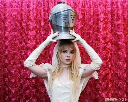Sophie Thatcher for Teen Vogue, February 2025 5