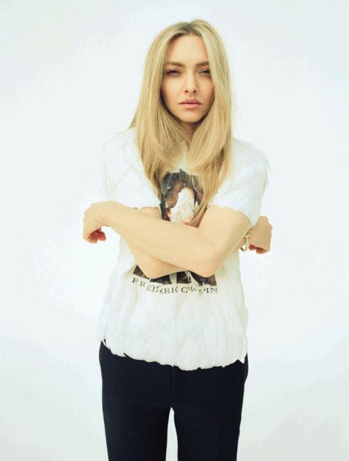 Amanda Seyfried in L