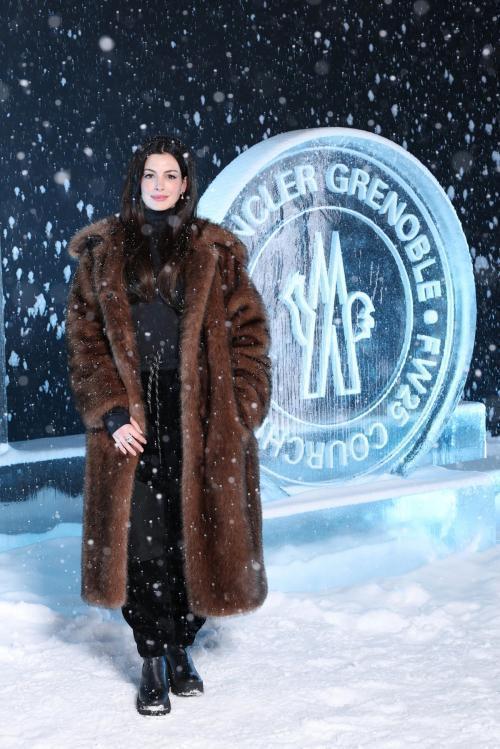Anne Hathaway at Moncler Grenoble Fall/Winter Show, March 2025 1