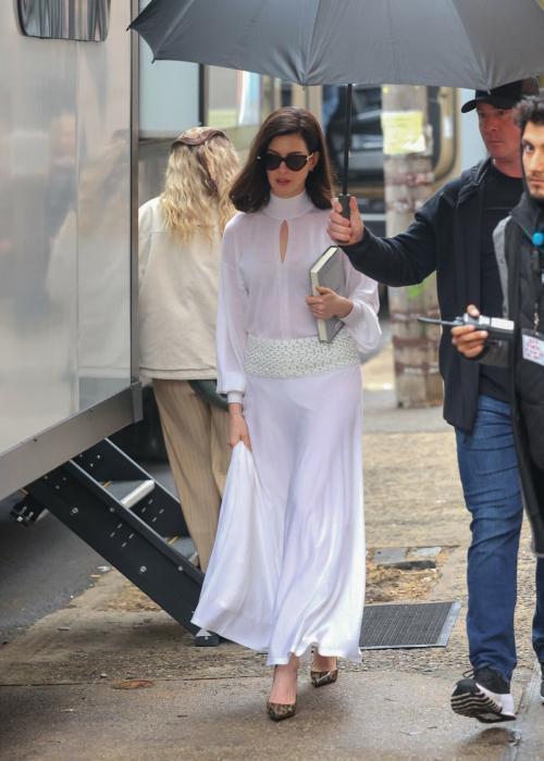 Anne Hathaway on Set of Verity, Queens, New York, February 2025 4