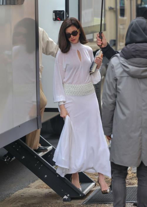 Anne Hathaway on Set of Verity, Queens, New York, February 2025 5