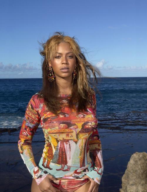 Beyonce for InStyle Magazine, May 2003 Photoshoot 8