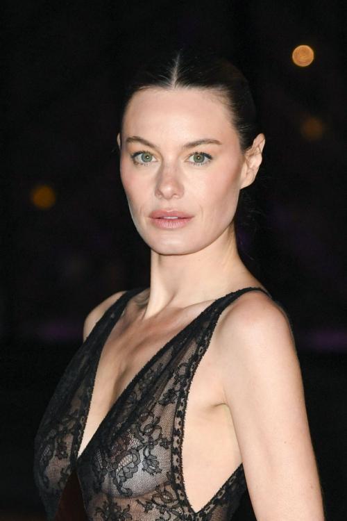 Camille Rowe at Grand Diner du Louvre in Paris, March 2025 3