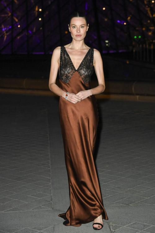 Camille Rowe at Grand Diner du Louvre in Paris, March 2025 6