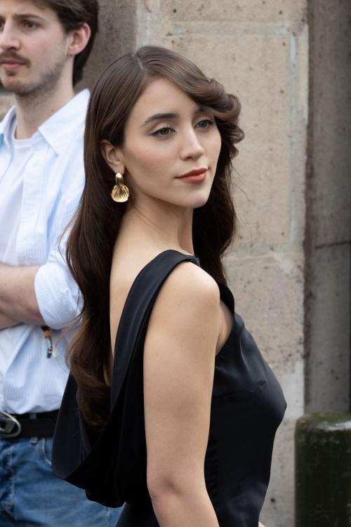 Caylee Cowan at Nina Ricci Fashion Show at Paris Fashion Week, March 2025 9