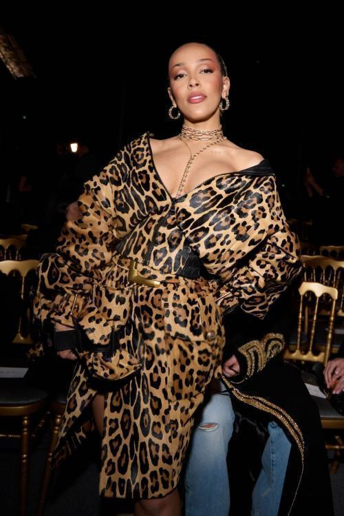 Doja Cat at Balmain Womenswear Fall/Winter 2025 Fashion Show, Paris, March 2025 4