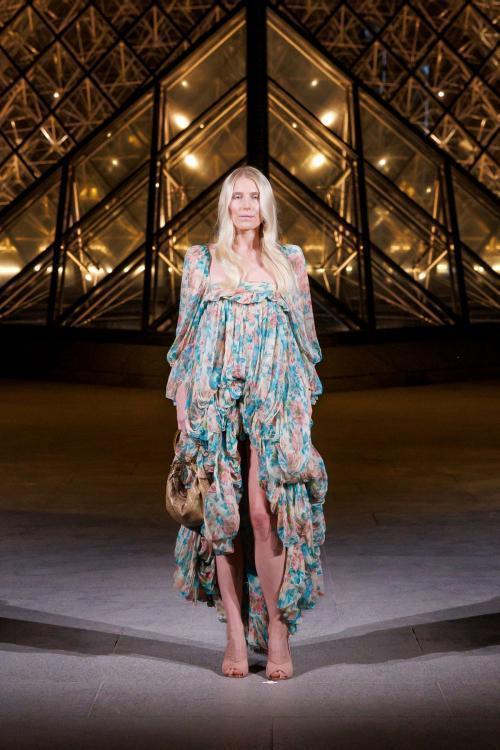 Dree Hemingway at Le Grand Diner du Louvre in Paris, March 2025 5