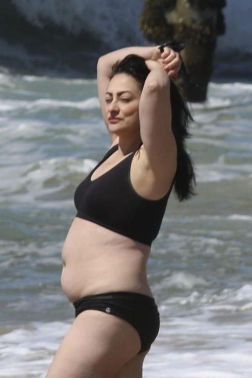 Elizabeth Regal in Black Bikini at Hermosa Beach, March 2025 4