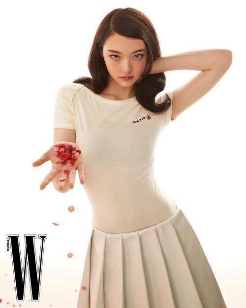 Ella Gross for W Magazine Korea, April 2025 Feature 6