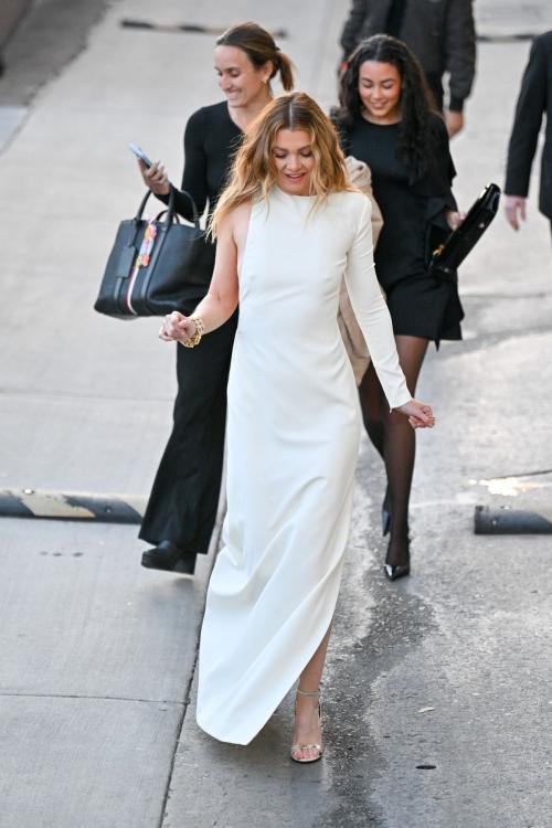 Ellen Pompeo Leaves Jimmy Kimmel Live! in Hollywood, March 2025 6