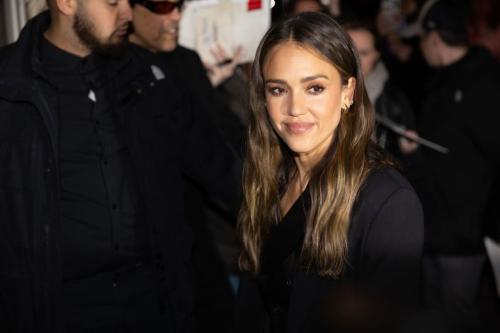Jessica Alba Arrives at Frame Dinner at Paris Fashion Week, March 2025 2