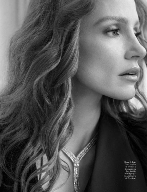 Jessica Chastain in Elle Spain, April 2025 10