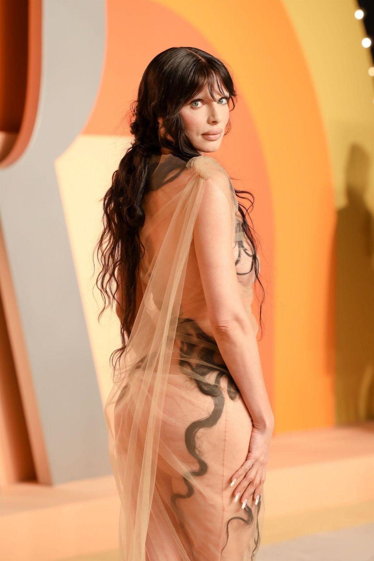 Julia Fox at Vanity Fair Oscar Party, Los Angeles, February 2025