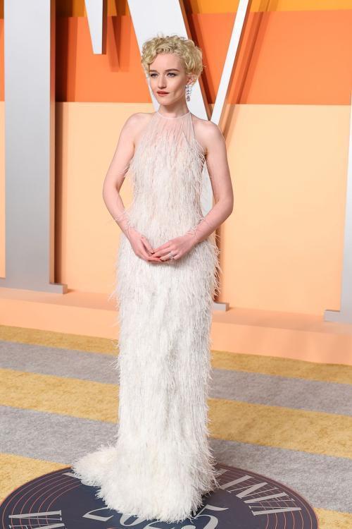 Julia Garner at 2025 Vanity Fair Oscar Party, March 2025 3