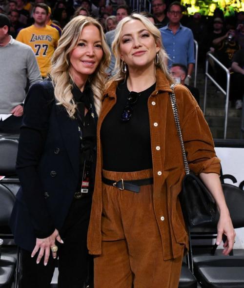 Kate Hudson Enjoys Basketball Game in LA, March 2025