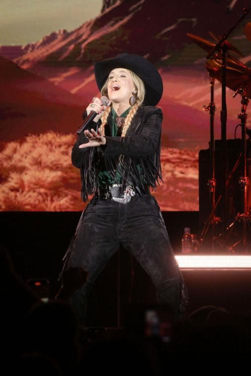 Lainey Wilson Live at C2C Festival in Berlin, March 2025 4