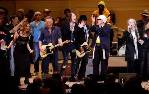 Maggie Rogers at Patti Smith Celebration Carnegie Hall, March 2025 1