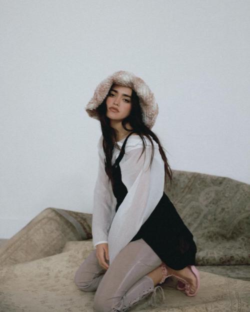 Maia Reficco for Contents Beauty Magazine, March 2025 14