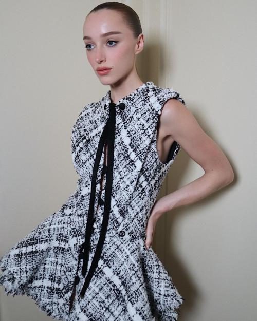 Phoebe Dynevor for Louis Vuitton, March 2025