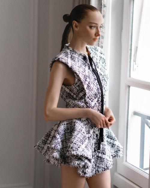 Phoebe Dynevor for Louis Vuitton, March 2025 6