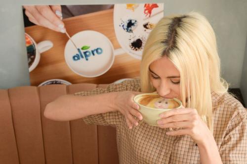 Pixie Lott at Art of Coffee Cafe in London, March 2025 2