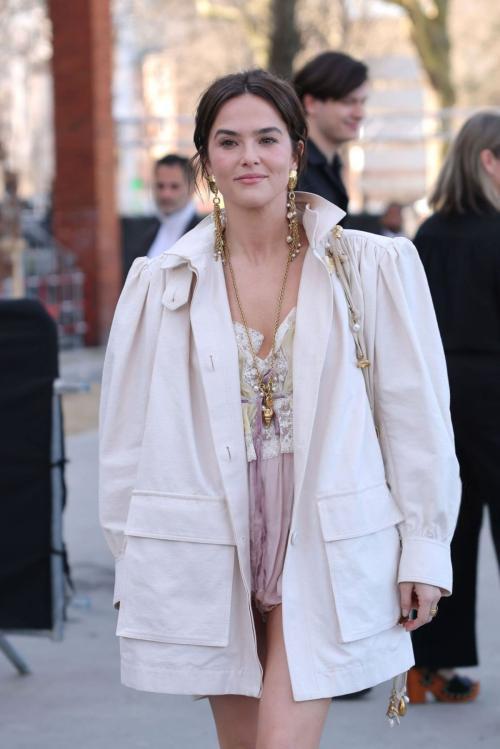 Zoey Deutch at Chloe’s Fall/Winter 2025-2026 Show in Paris, March 2025 4