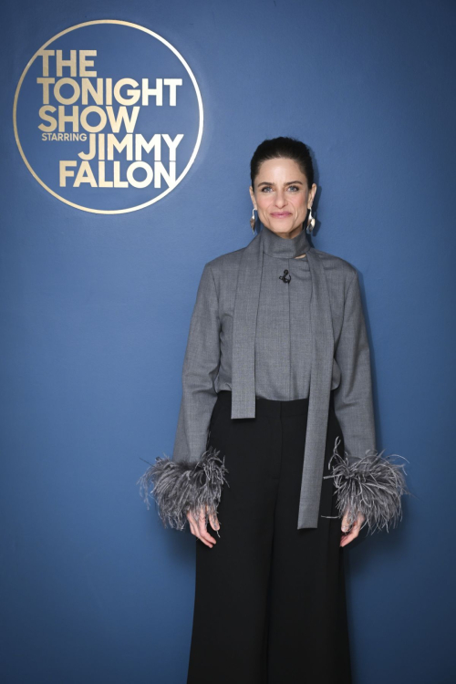 Amanda Peet at Jimmy Fallon Show, April 2025
