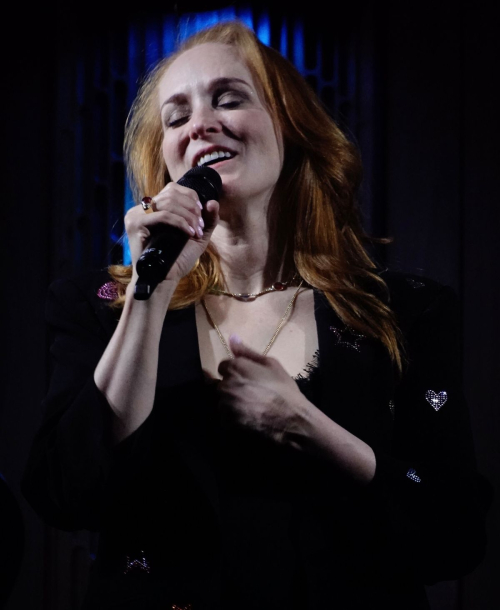 Antonia Bennett Performs Live in Las Vegas, April 2025