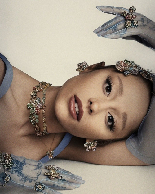 Ariana Grande for Swarovski Collection Campaign, 2025 1