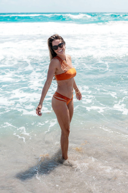 Brooke Burke and Friends at Boca Raton Beach Club, April 2025 7