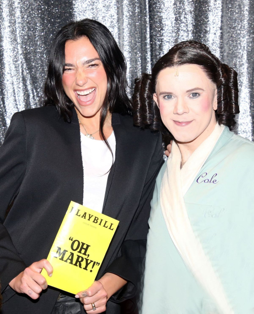 Dua Lipa at Backstage at Play Oh, Mary! Broadway, April 2025 5