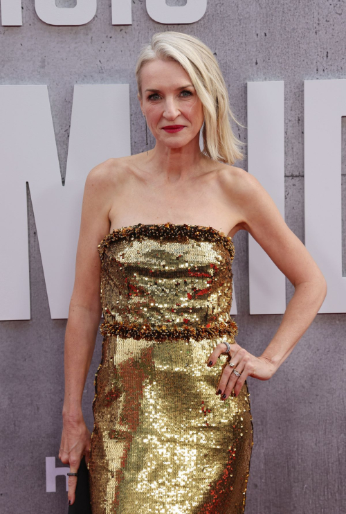 Ever Carradine at Handmaid’s Tale Season 6 Premiere, April 2025 5