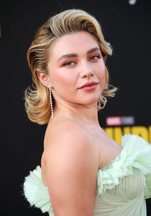 Florence Pugh at Thunderbolts Premiere in Los Angeles, April 2025 2