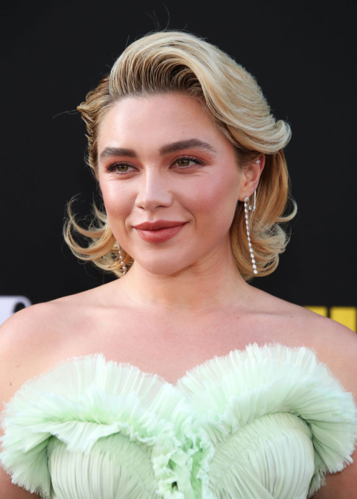 Florence Pugh at Thunderbolts Premiere in Los Angeles, April 2025 3